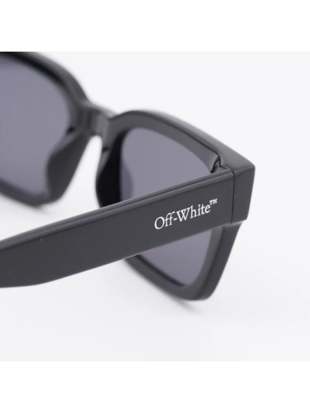 Off-White OERI108 MIDLAND 1007 Sunglasses Black Square Frame, Grey Lenses